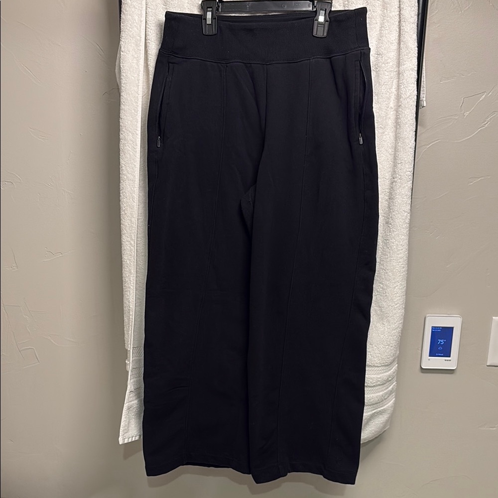 Athleta Black Wide Leg Ankle Cropped Pants